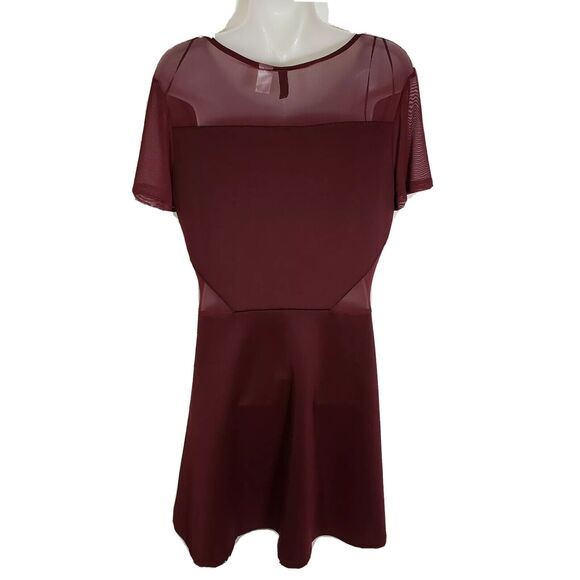 Divided H&M Women Dress 12 Maroon Fit & Flare Mesh Sheer Short Sleeve Above Knee - Picture 2 of 8